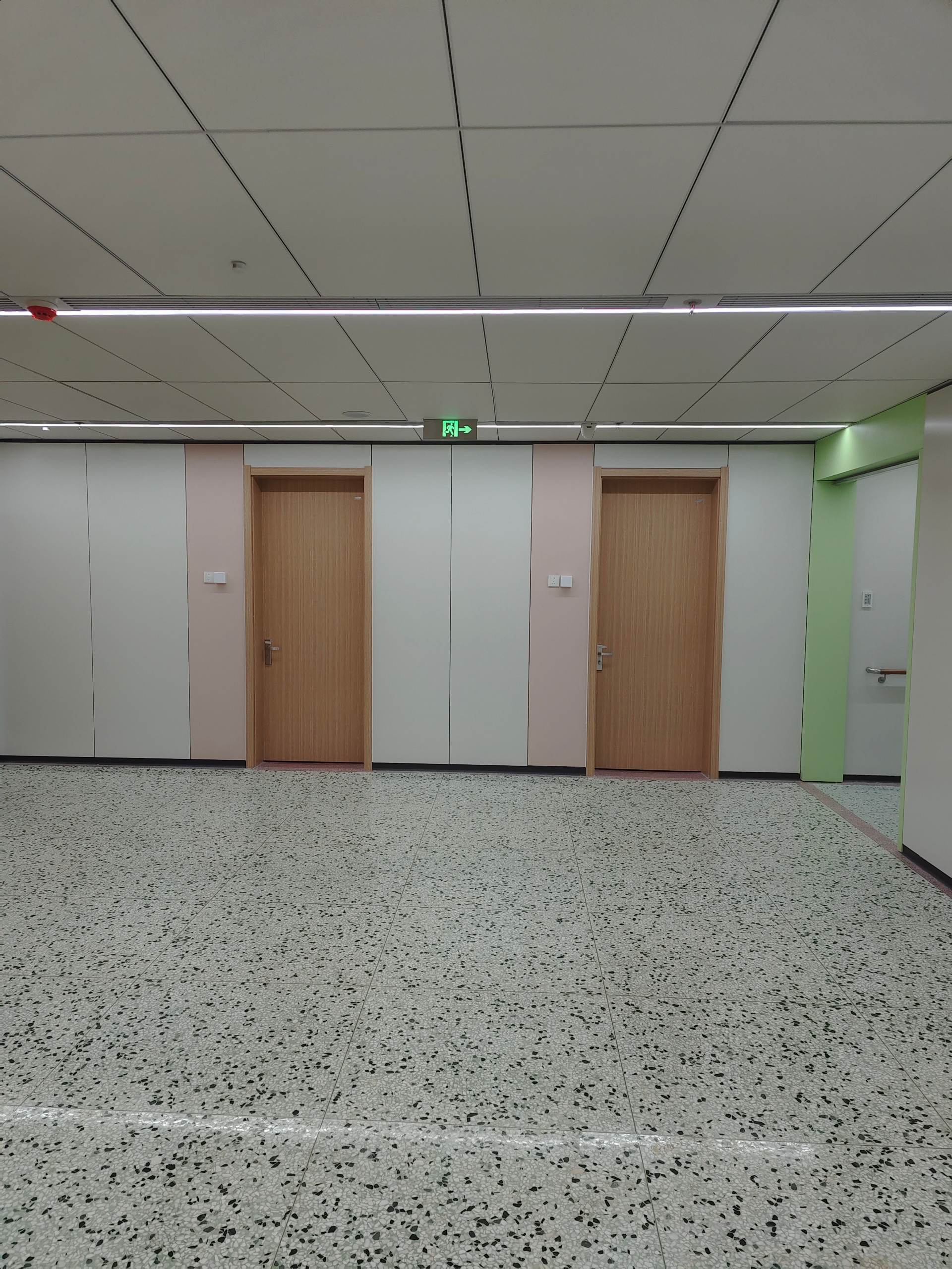 医院办公室门-1
