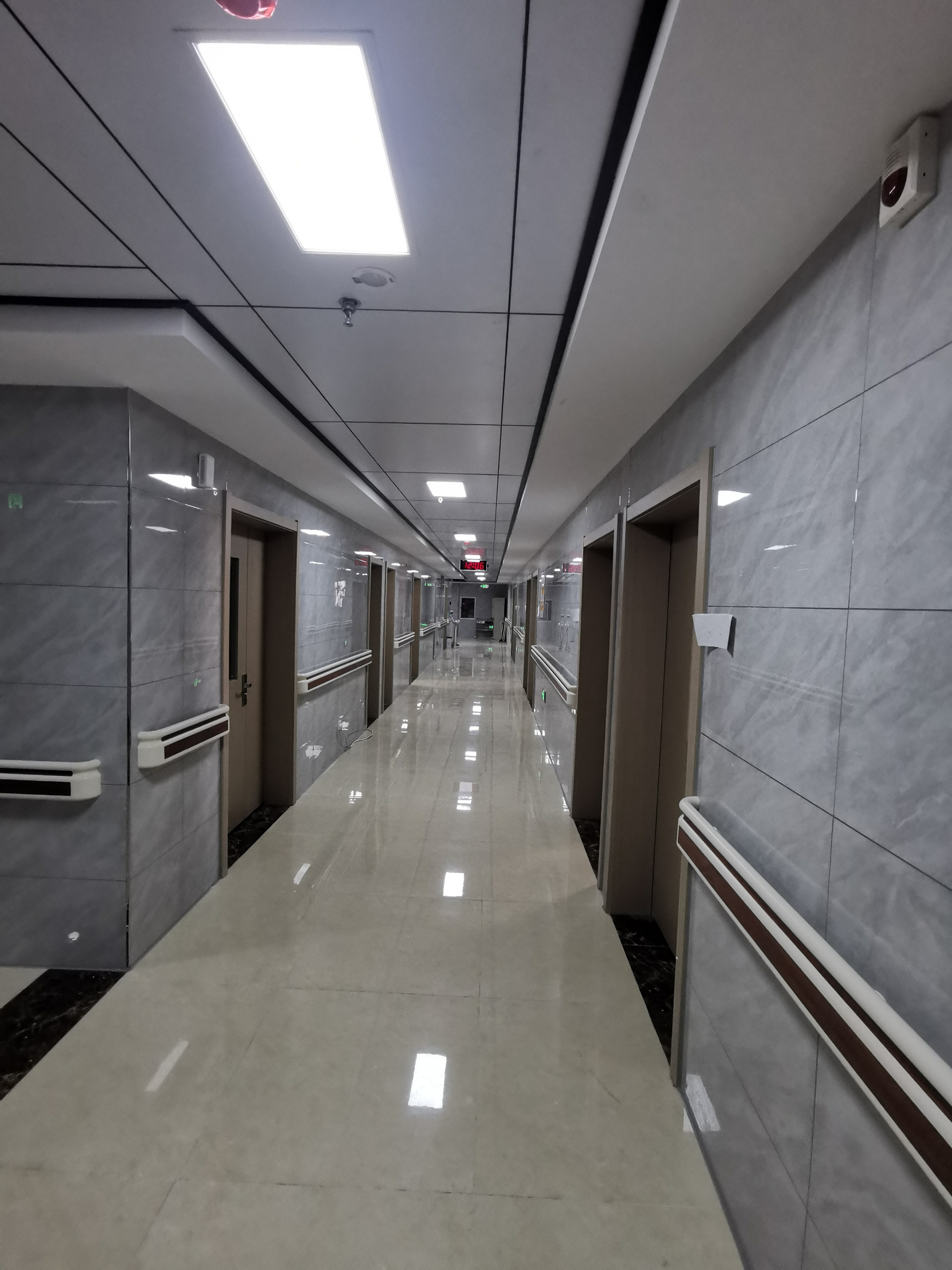 三七医用门-10